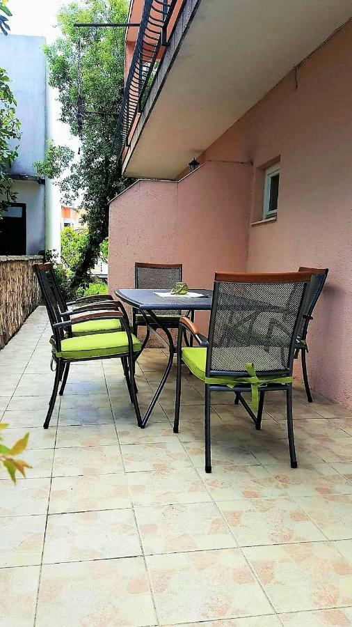 Apartments Saraden Vodice Eksteriør bilde
